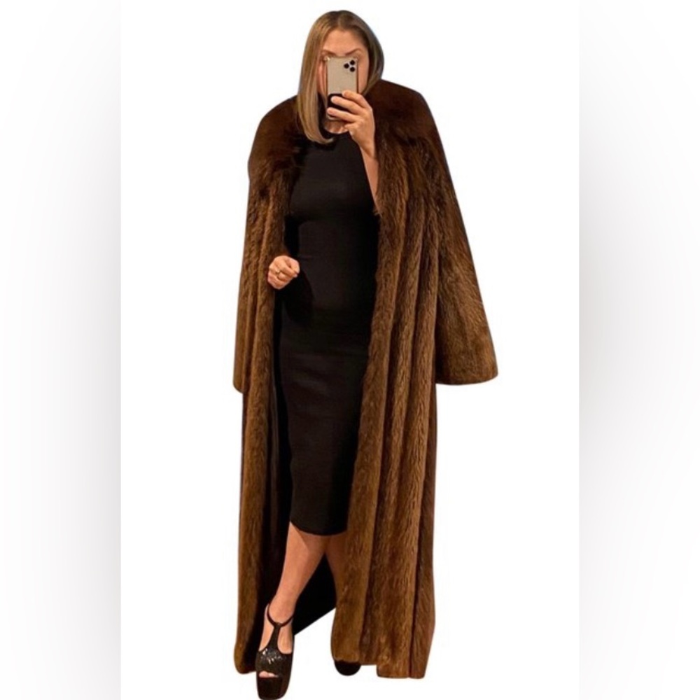 Marco Gianotti genuine Mink coat with Sable collar.